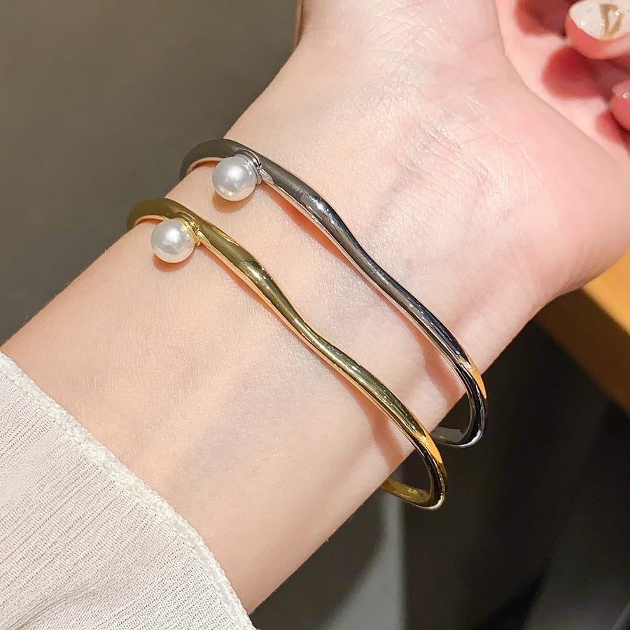 Pearl Bangle Bracelet With Gold Plating For Elegant Office And Casual Wear