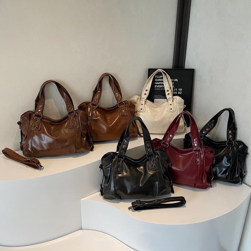 European and American Retro Casual High-end Single Shoulder Tote Bag, Fashionable and Versatile Commuting Crossbody Bag