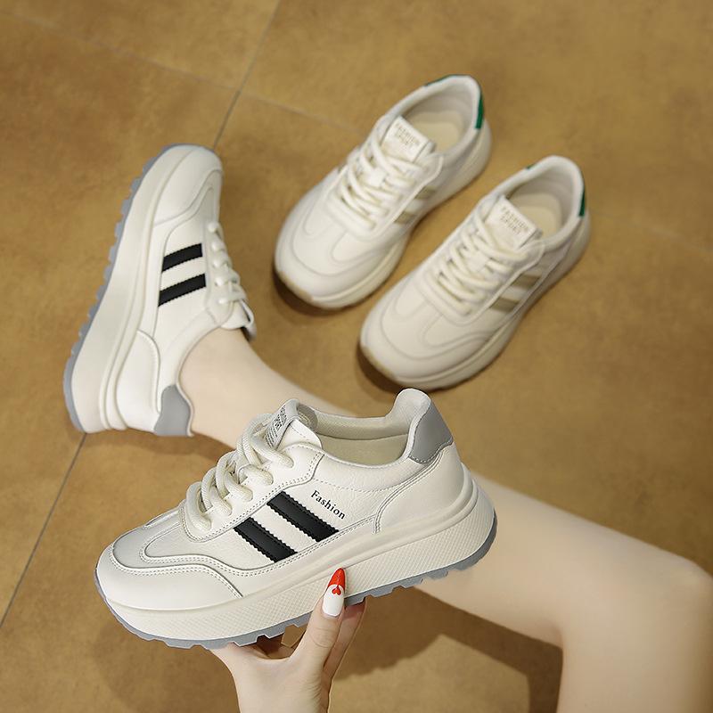 Mesh breathable thick-soled white shoes women's new versatile and lightweight sports and leisure versatile Forrest Gump shoes in summer 2025