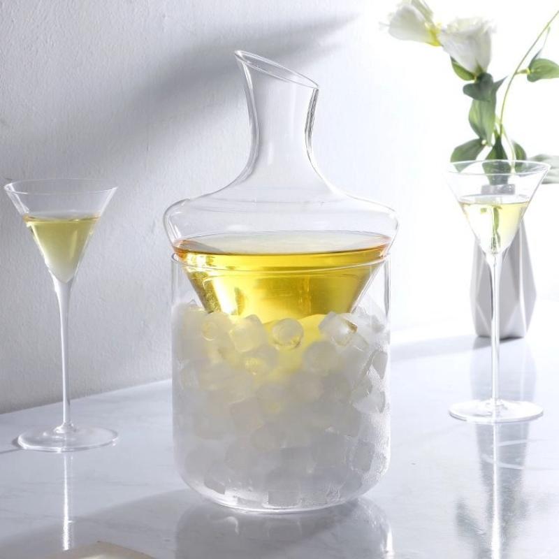 Creative Crystal Glass Wine Decanter with Slanted Spout – Ice Wine Carafe
