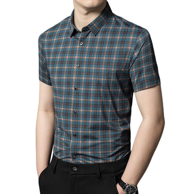 Men's Plaid Short-Sleeve Casual Shirt