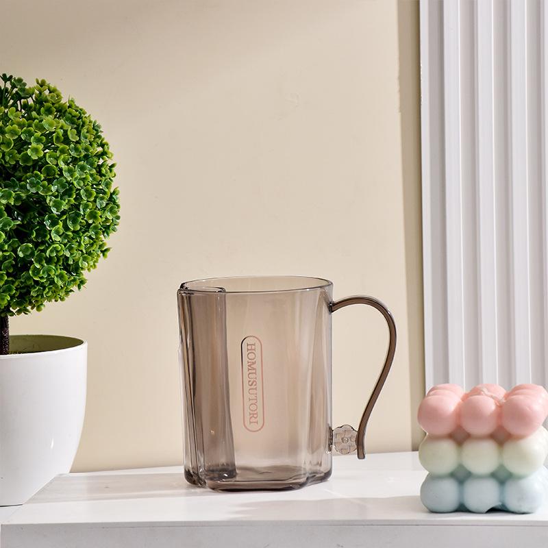 

Стильные детские стаканчики для полоскания рта в роскошном стиле коричневый/серый