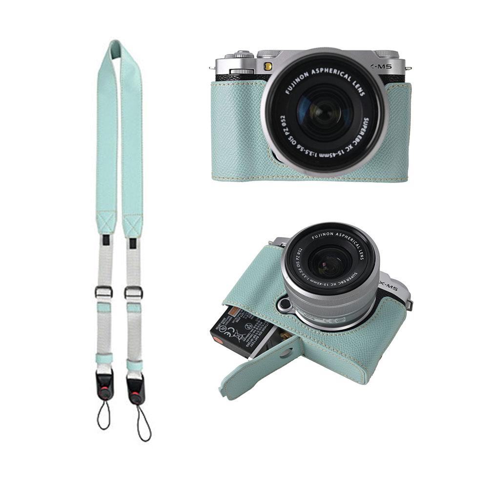 Kamera-Halbschale aus PU-Leder mit Palmenmuster für Fujifilm XM5 Fuji X-M5 Untere Abdeckung mit Batterieöffnung und Riemen