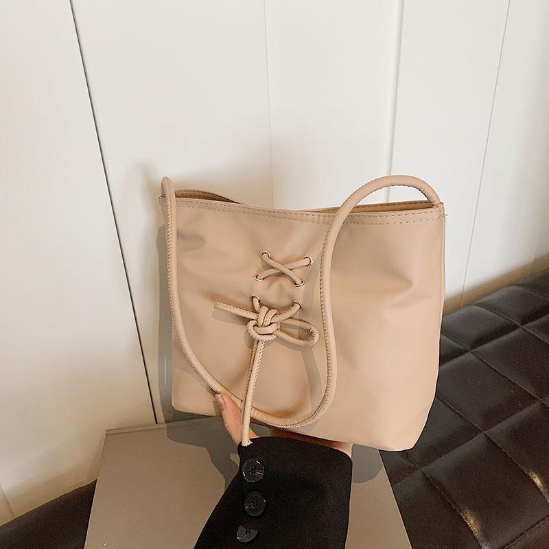 Niche Design Fashionable Bucket Bag for Women In Summer Korean Style Casual Shoulder Bag Texture Bow for Women