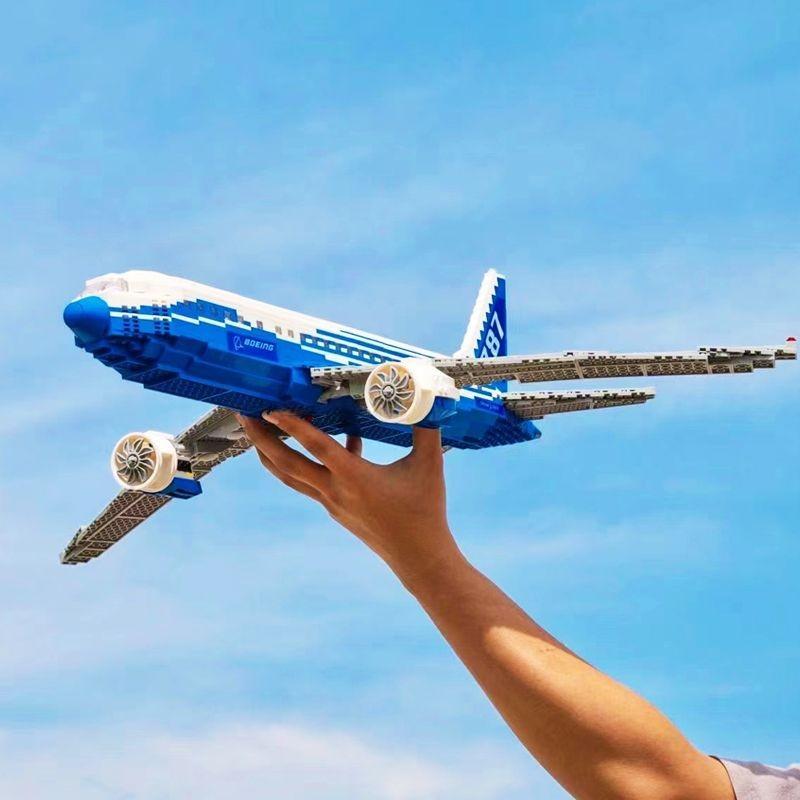 1353PCS Boeing 787 Dreamliner Airplane Building Blocks Assemble Bricks Educational Toys Desk Decoration Gifts For Kids Boy