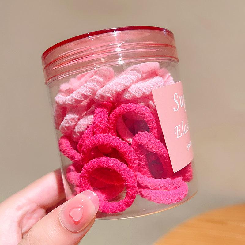 Wysoki Kucyk Gumka - Modny Dodatek do Włosów 2023