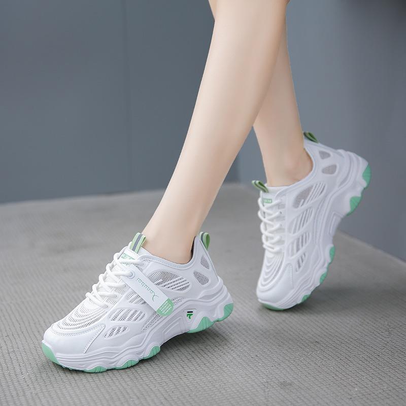Fashion 2025 New White Running Shoes Women Summer Women Sports Shoes Mesh Breathable Sneakers Wear-resistant Outdoor Casual Shoes