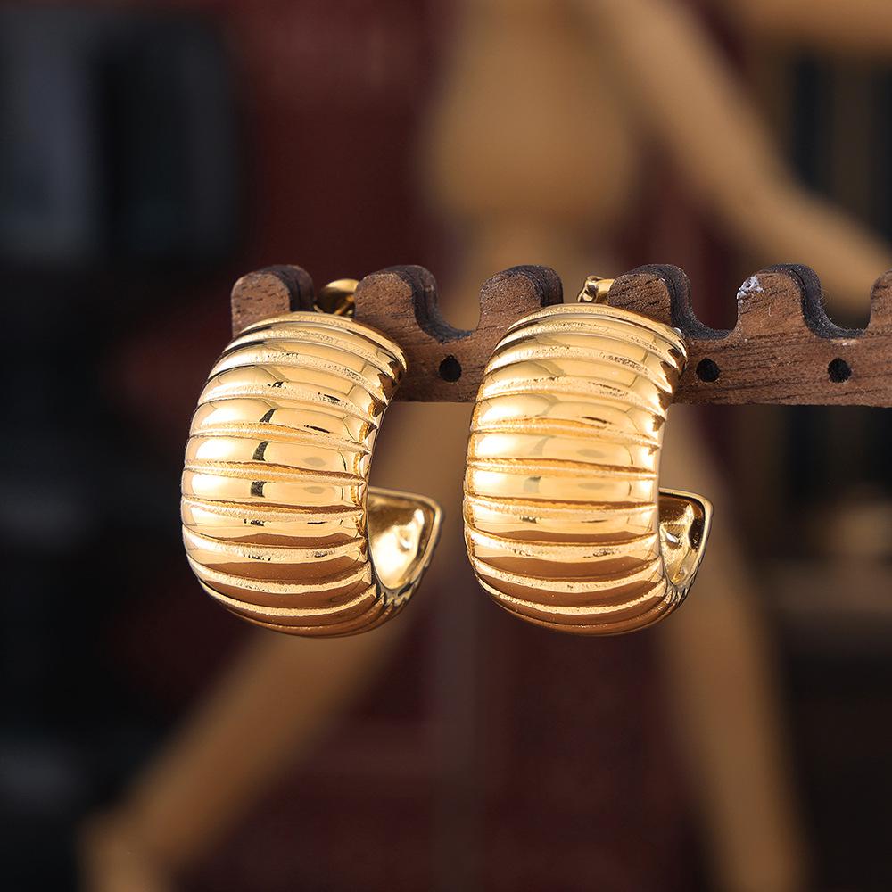 18K Gold-Plated Titanium Steel C-Shaped Stripe Earrings - Elegant, Lightweight, Non-Fading, Luxurious for Women