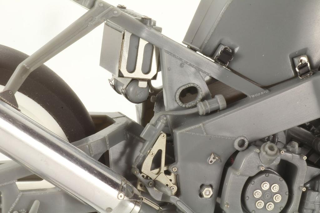 Top Studio Yamaha Detail Up Set Fujimi TD23094 FZR-750 1/12