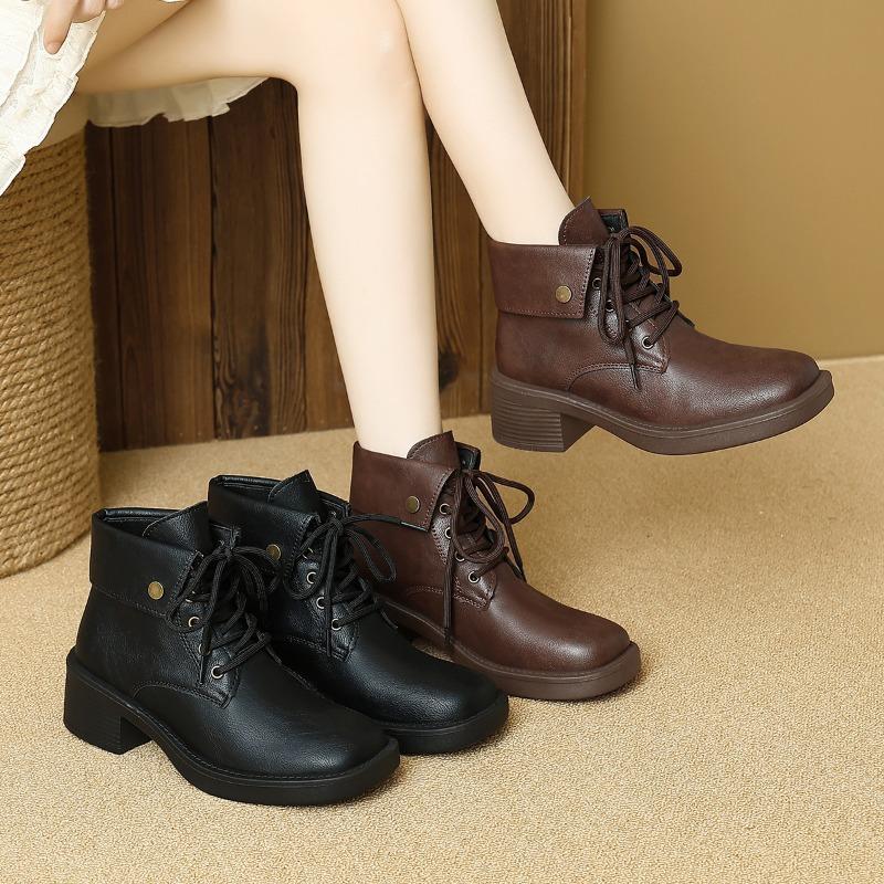 2025 New Boots Woman Retro Mid Heeled Short Boots with Lace Up Thick Heels with Low Heels Casual and Fashionable Ankle Boots