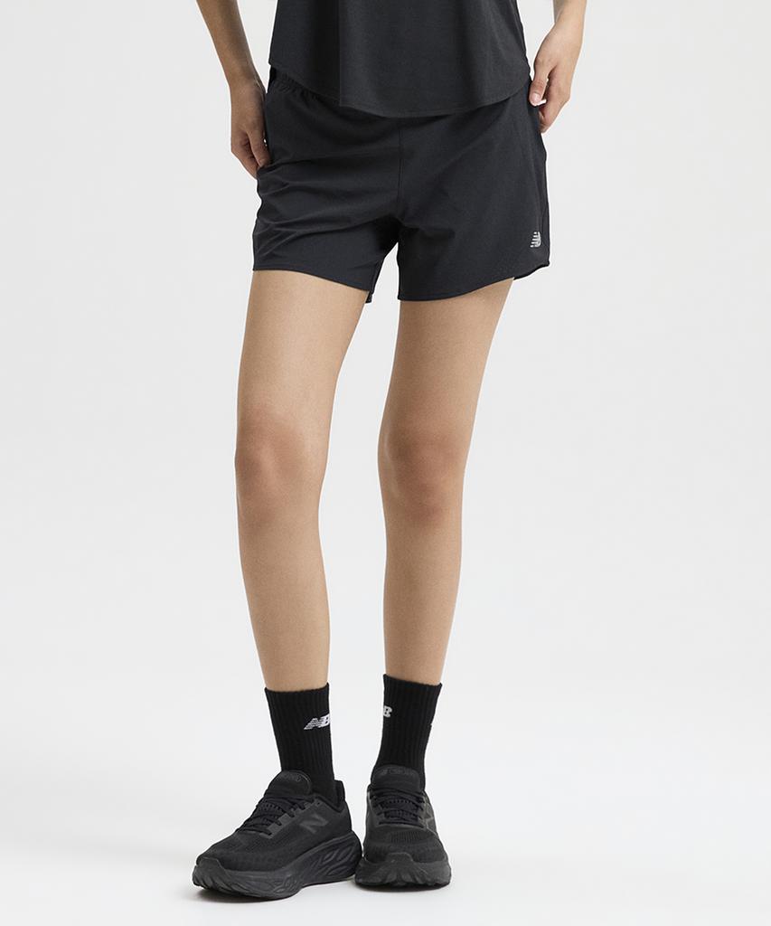 Nyuballanseu Nbnvg36212 / Women Rc Shorts 5 Inch (Black)