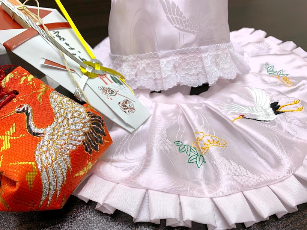 Muromachi Comes with cute noshi Shrine Visit Accessories Food First Newborn Embroidered Drool 4 Piece Made in Japan [Kyoto st. ] paper, Set, Girls,