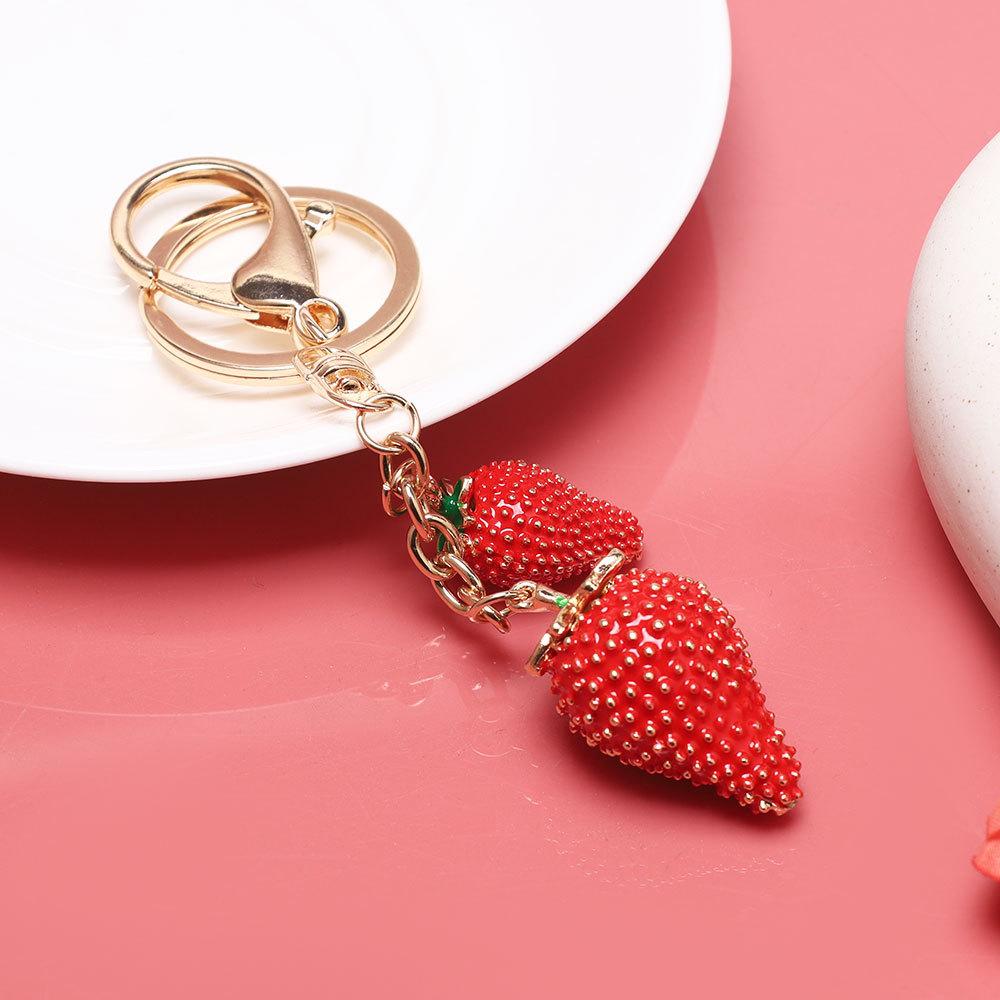 Fashionable Strawberry Keychain, Fruit Keychain, Car Keychain, Three-dimensional Alloy Keychain, Bag Pendant