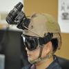 Modello monoculare di dispositivo per la visione notturna da esterno