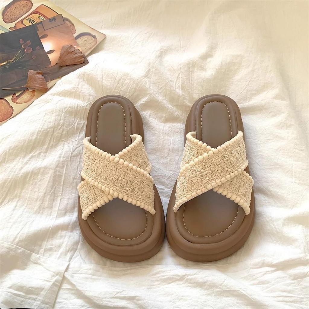 Cool slippers women's summer wear platform casual beach sandals fashion French heightening one-word drag