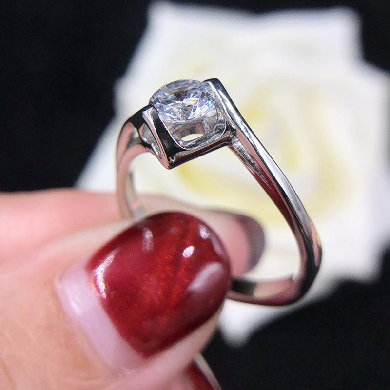 1Pc Simple Cleansing Face Claw Cover Synthetic Zircon Ring Twisted Wall Love Angel Kiss Fashion Ring