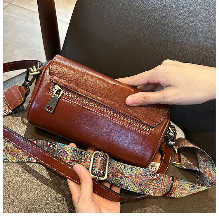 Válcovitá Kabelka z Pravé Kůže pro Ženy, Taška pod Paži Módní Univerzální Dámská Taška na Rameno Crossbody pro Každodenní Nošení