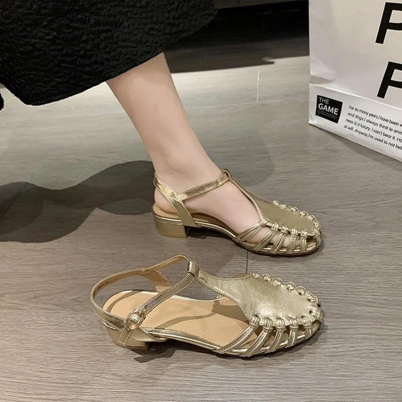 2025 Hot Sale Summer Women's Closed Toe Rome Sandals Outdoor Dress Buckle Strap Shoes Hollow Weave Low Heel Daily Modern Sandals