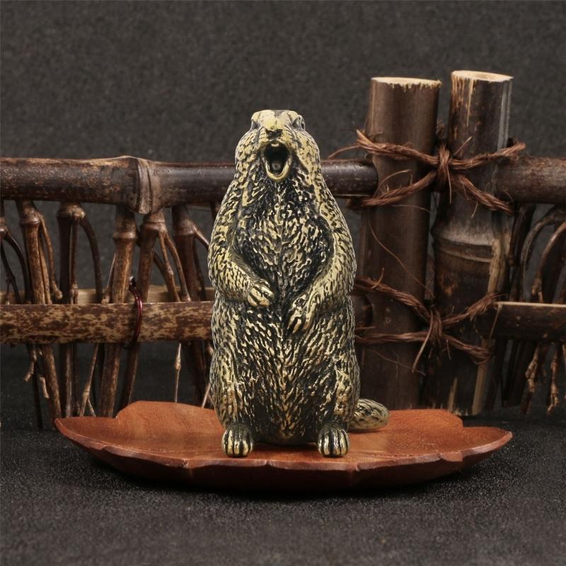 Classical Metal Groundhog Sculpture Detailed Animal Figurine For Living Room Study Shelf Antique Home Accent Decors