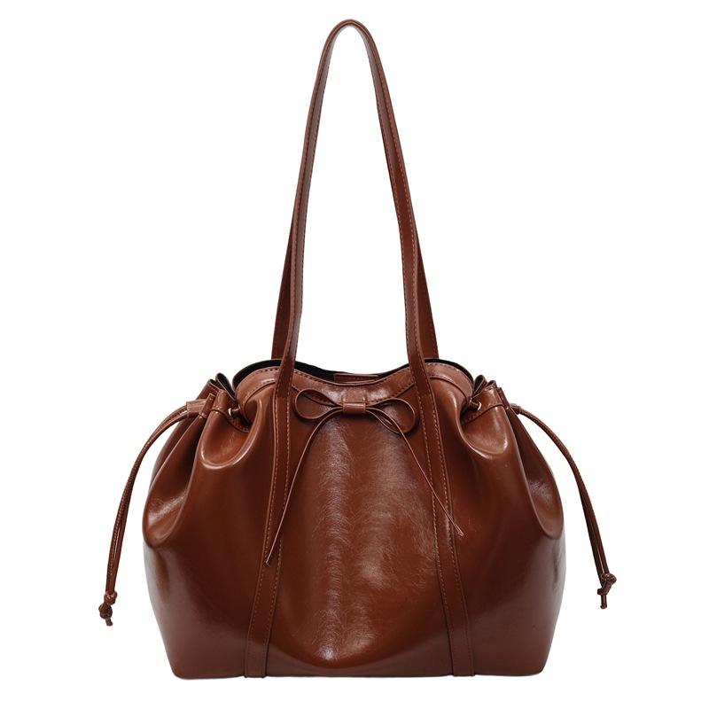 Premium retro tote bag women's new large-capacity fashionable versatile underarm bag commuter shoulder bag