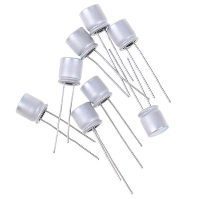 10 pezzi 270Uf 16V Ncc Psf Serires 8X8Mm Low Esr Scheda madre Vga Condensatori solidi