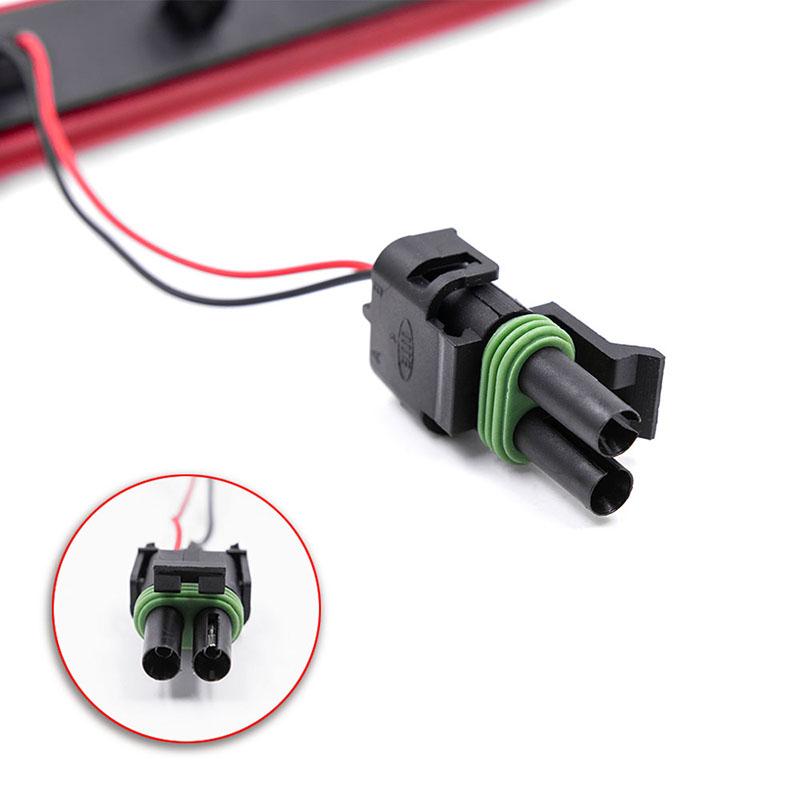 For Chevrolet Silverado 2500HD 3500HD For GMC Sierra 2500HD 3500HD Red Lens Rear Red Led Tailgate Brake Light OEM: 15248604