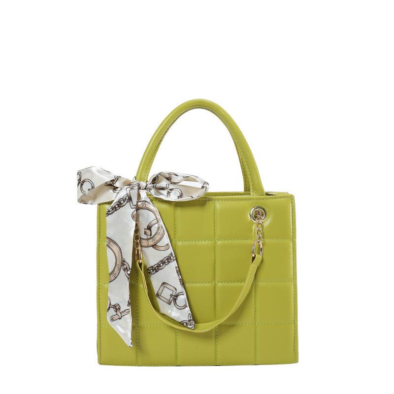 Trendy Street Style Pu Material Butterfly Bowknot Women's Large Bag With Chain Shoulder Strap