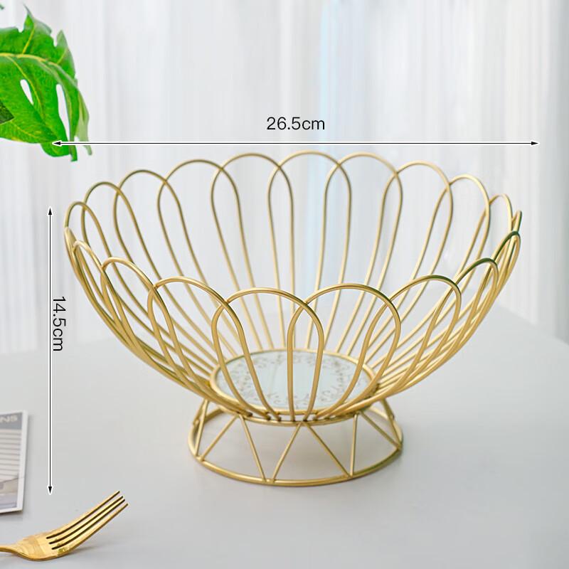 

Gold Wreath Iron Art Fruit Basket
