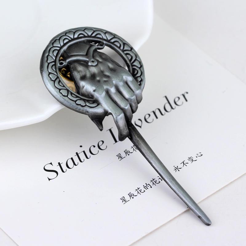 Europäische und amerikanische Film- & TV-Peripherie Königshand-Brosche Schmuck