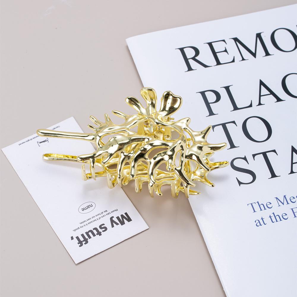 

Заколка для волос в виде разноцветной акулы-ракушки — высококачественный аксессуар для затылка