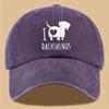 I love sausage dog print text pattern baseball cap, a gift for dog lovers, outdoor leisure hiking duck tongue cap