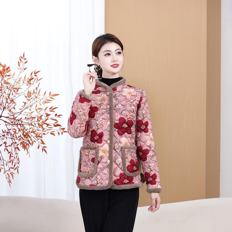 Mom's Velvet Warm Padded Jacket - Autumn/Winter Stylish Cotton Coat for Middle-Aged