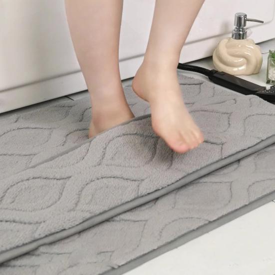 Absorbent Bathroom Mat Fluffy Doormat Foot Drying Mat Slip Resistant Backing Floor Mat for Bathroom Shower Kitchen Laundry