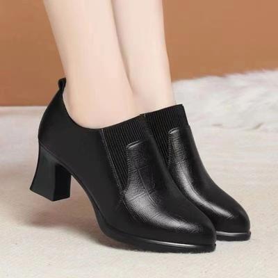 Deep Mouth Soft Leather Soft Sole High Heels Autumn New Women's Non-slip Medium Heel Leather Shoes Medium and Old Single Shoes