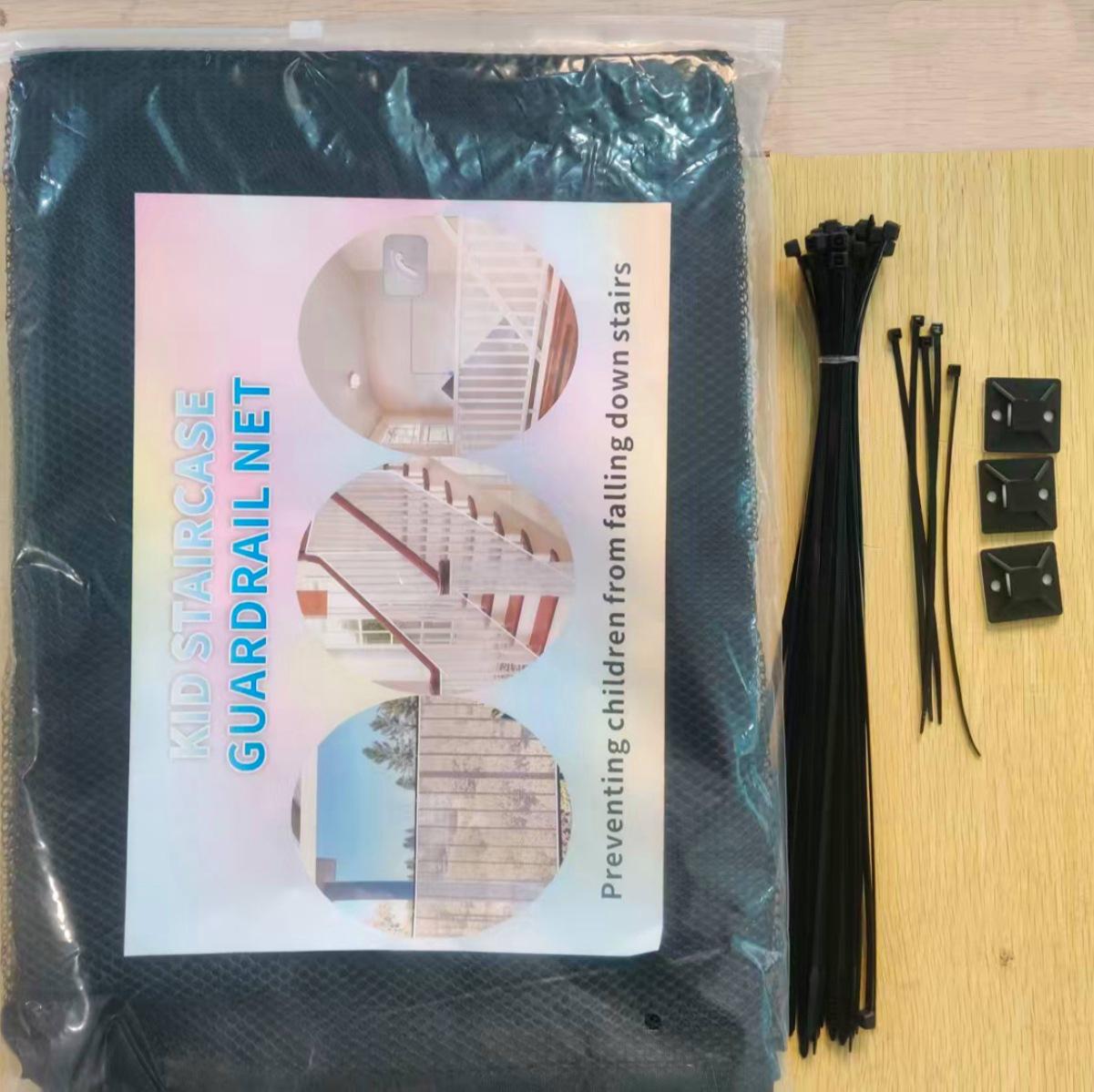 

Reinforced Stair Safety Net for Children with Fixing Straps and Holders
