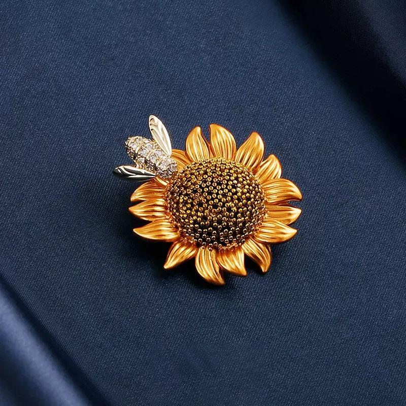 

Персонализированная брошь-подсолнух в виде пчелы, изысканная женская брошь-подсолнух, брошь в стиле нишевого дизайна, костюм и аксессуары