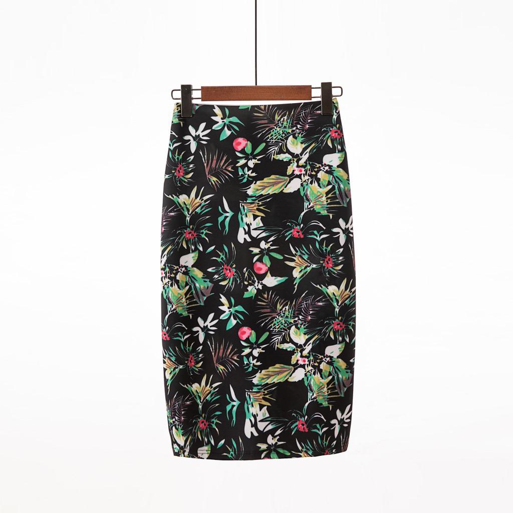 Digital Print Women's Pencil Skirt - Hip-Hugging, Half-Length