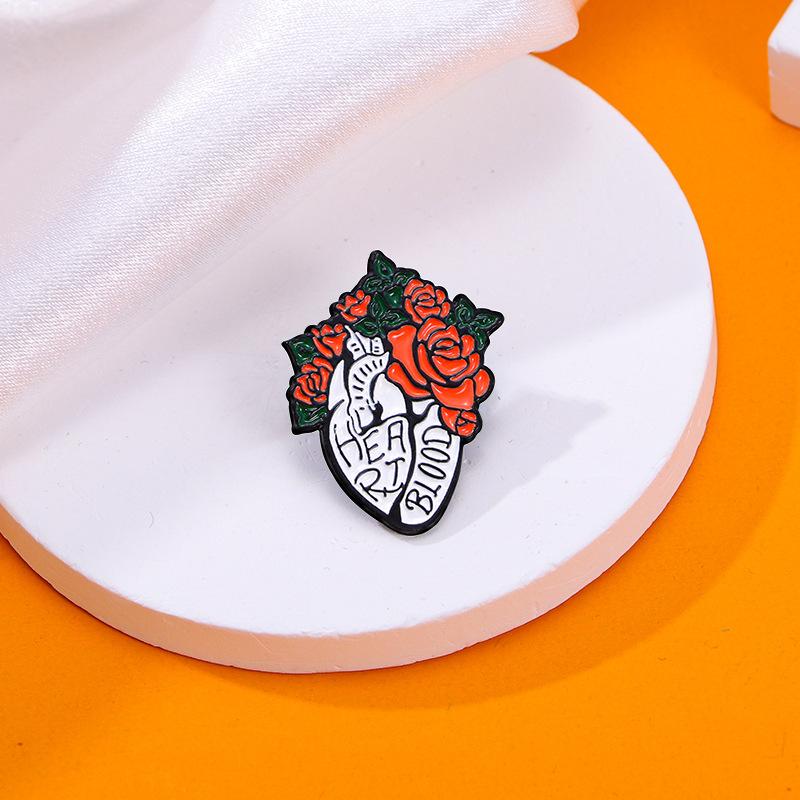 

Медицинские органы, эмалированная брошь, сердце, грудь, мозг, желудок, позвоночник, женщины, матка, легкие, зубы, креативный металлический значок, булавка на лацкане в стиле панк, ювелирные изделия