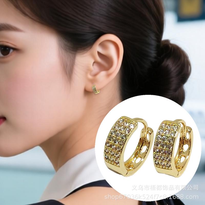 Unisex Geometric Micro-Paved Cubic Zirconia Earrings for Men and Women Copper золотой