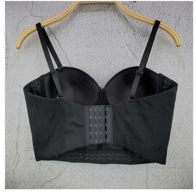 Leaf-shaped Rhinestone Chain Short-sleeved Tank Top with A Sophisticated and Elegant Vibe Perfect for Street Style Fashion. Camis & Tank Tops