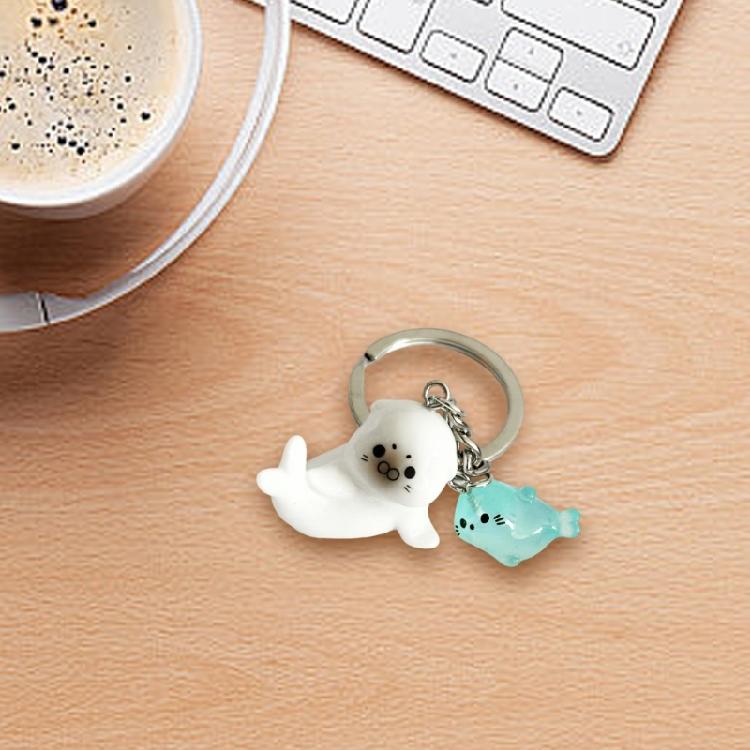 3D Sea Lions Design Keychain Glowing Lightweight Resin Materials Key Ring Pendant Gift For Kids Friend
