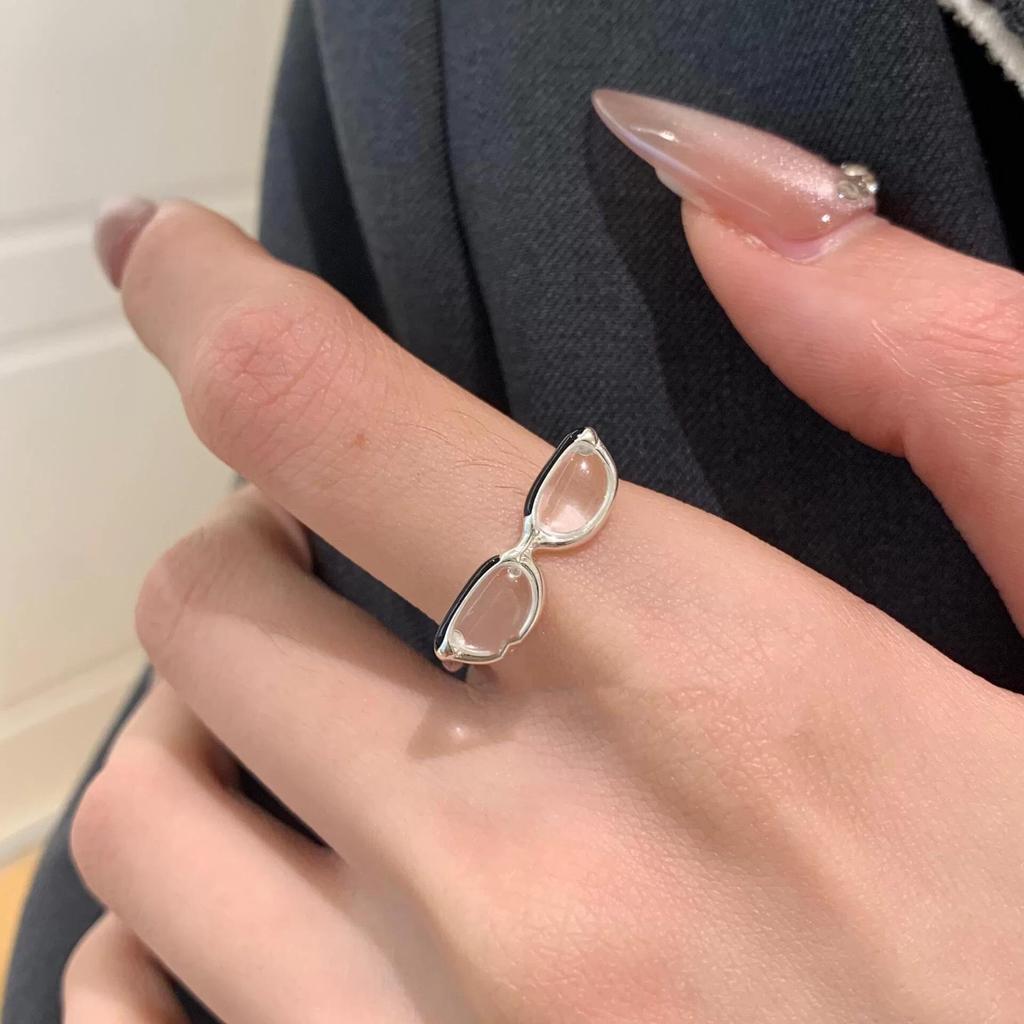 Women's Creative Personality Adjustable Glasses Ring - Niche Design, Versatile, Stackable, Open Style Index Finger Ring
