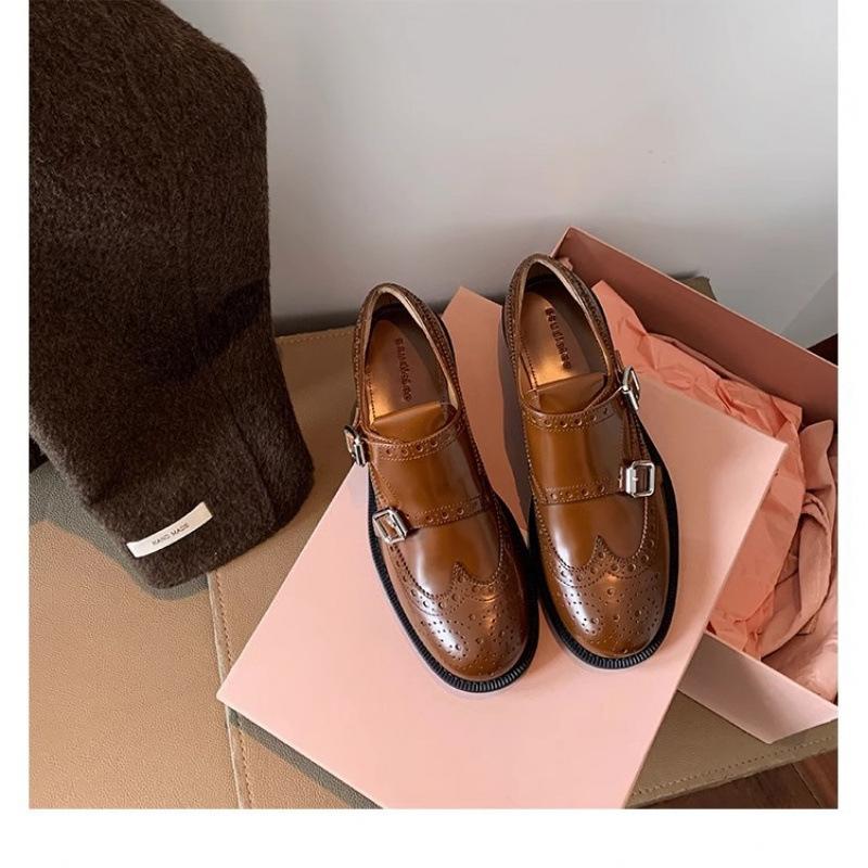 Delicate Carved Baroque Single Shoes Thick Heel Small Leather Shoes