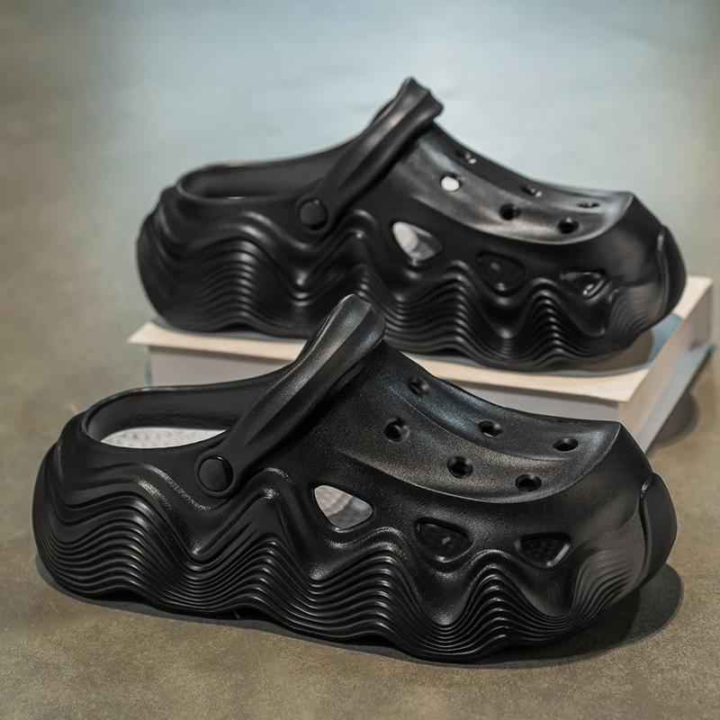 Fashion Thick Bottom Sandals Men Women Black White Slippers Outdoor Fashion Pearl Luxurious Diamond DIY Garden Sandals Clogs Water Shoes