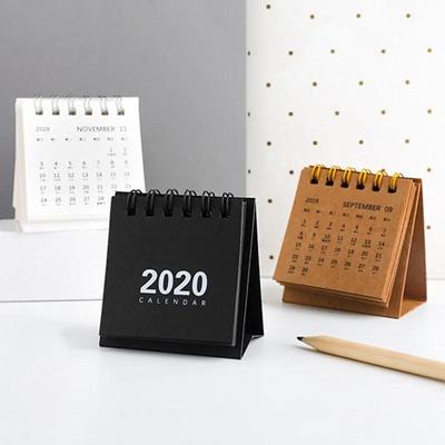 Mini-Tischkalender für das neue Jahr, kreativer, einfacher Schreibtisch-Spiralnotizblock, Kraftpapierkalender, Tagesplan, Heim-Desktop-Dekoration