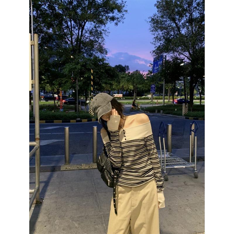 Temperament Contrast Striped Long-sleeved T-shirt for Women Spring New Slim Design One-shoulder Top