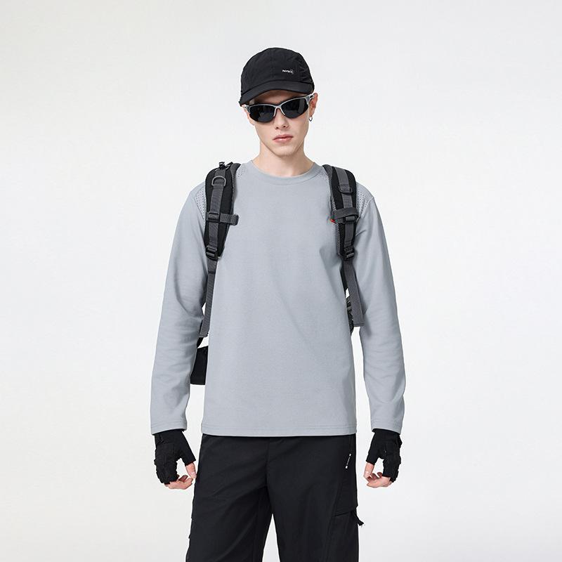 Breathable Raglan-Sleeve Top with Stylish Details Comfortable Everyday Commute T-Shirt with A Round Neckline