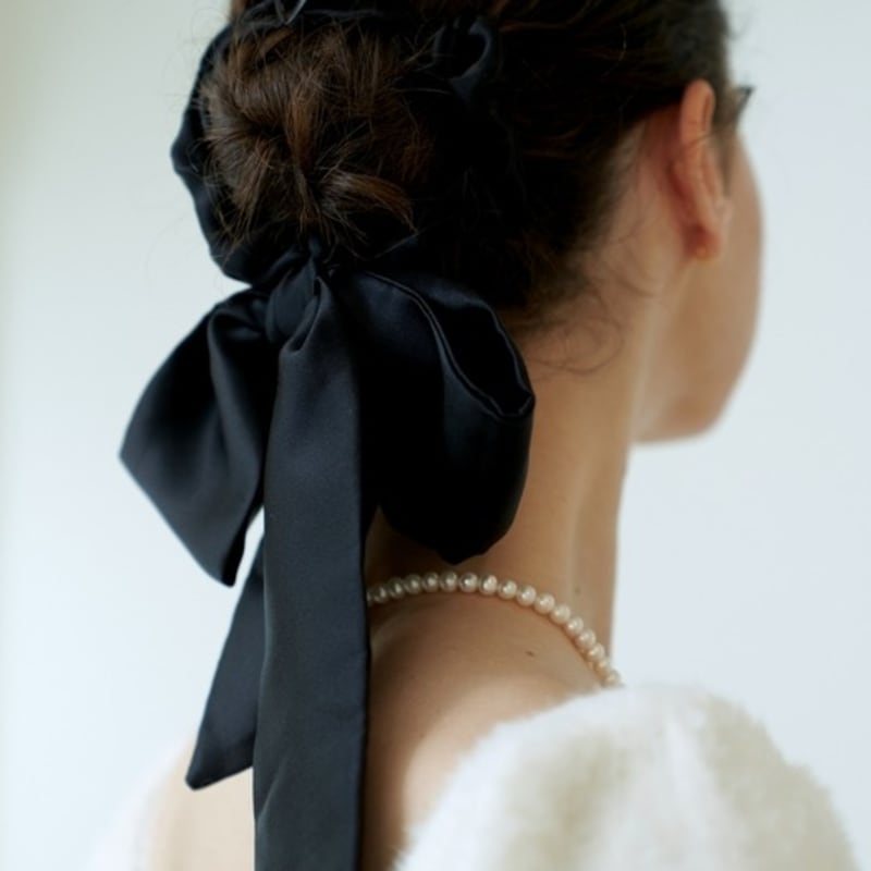 LOVE ME MONSTER Two-Way Long Silk Scarf_BK