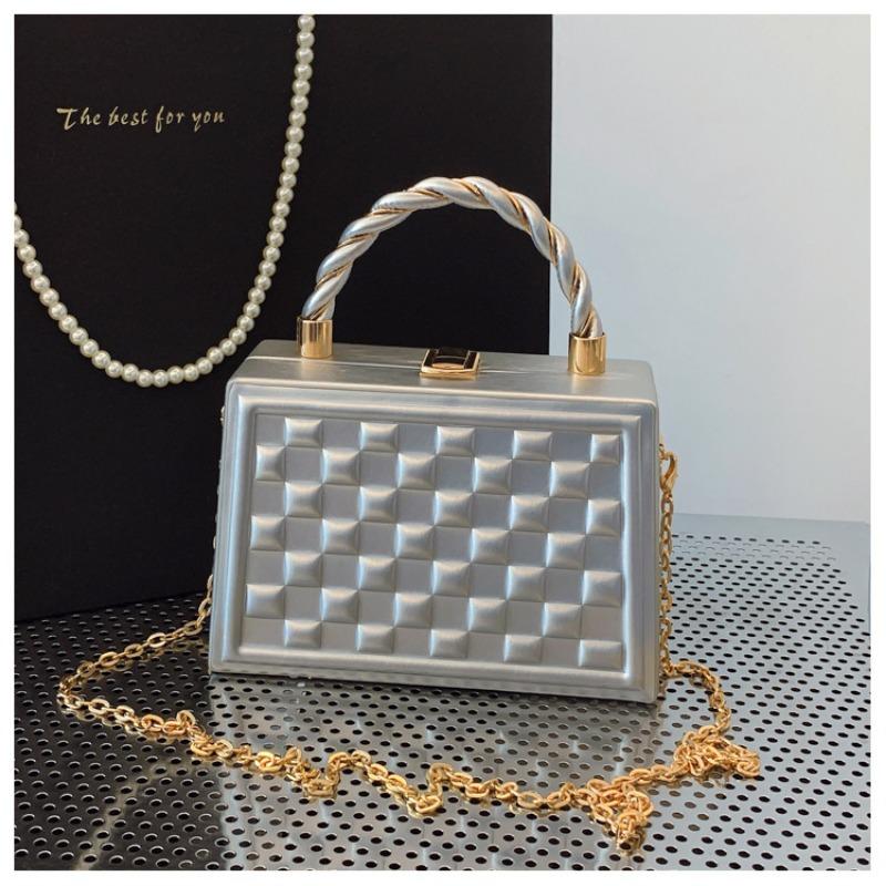 Simple bag Women's hand bag Box bag Delicate plaid chain Crossbody handbag