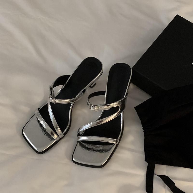 

Grape mother summer new temperament square head open toe thin belt French word belt high heels versatile sandals women s summer 34 серебряный